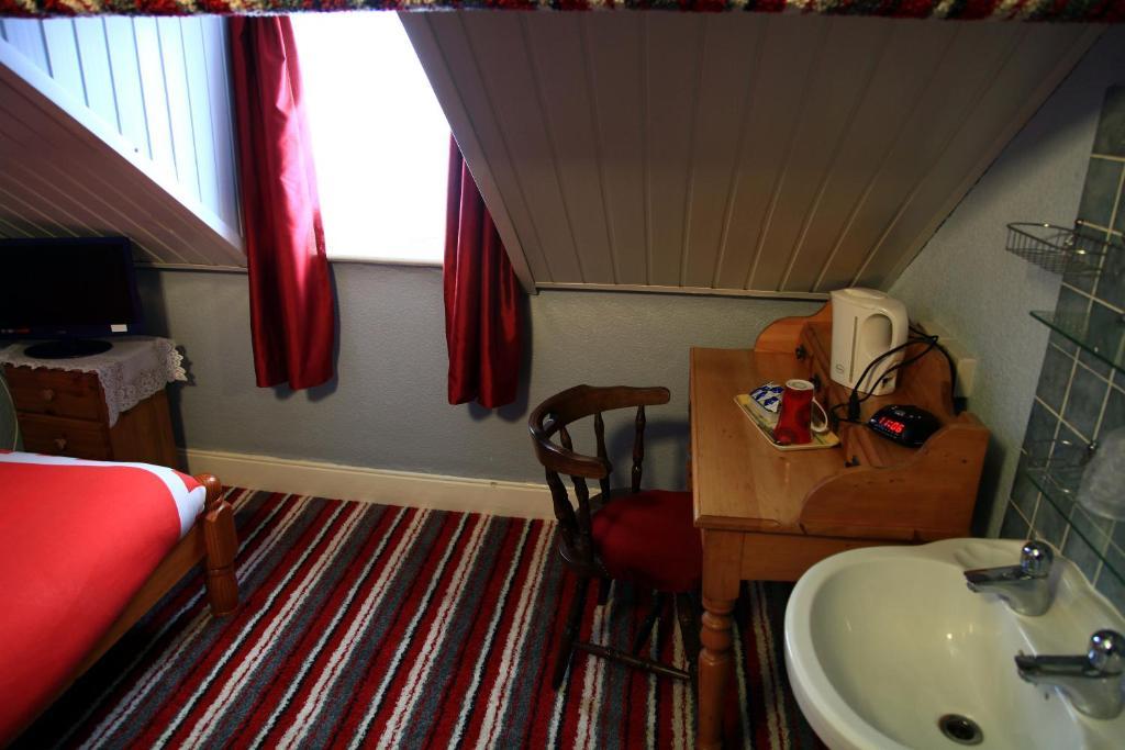 Devon View Guesthouse Swansea Ruang foto