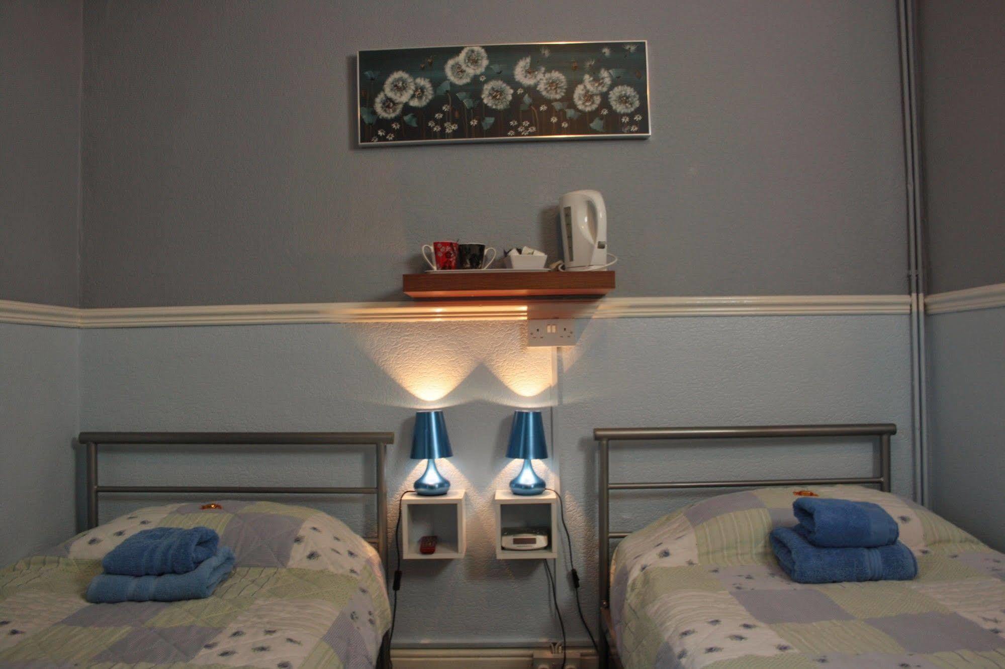 Devon View Guesthouse Swansea Bagian luar foto
