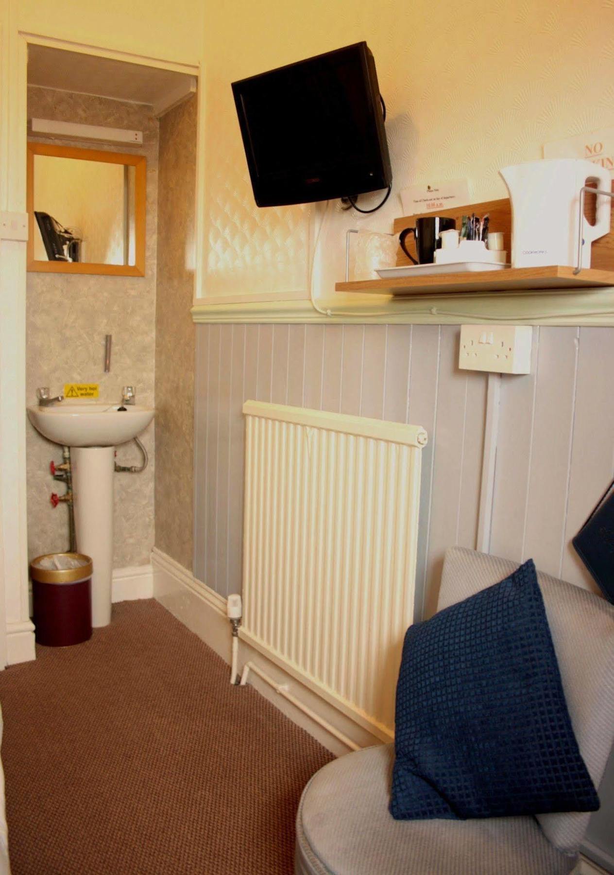 Devon View Guesthouse Swansea Bagian luar foto